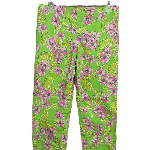 🎉 Lily Pulitzer Resort Fit Seahorse Vintage Carpi Pants Sz 4 - Picture 1 of 13